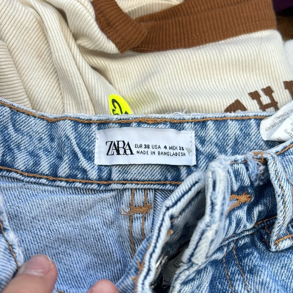 Size 26 in woman pants